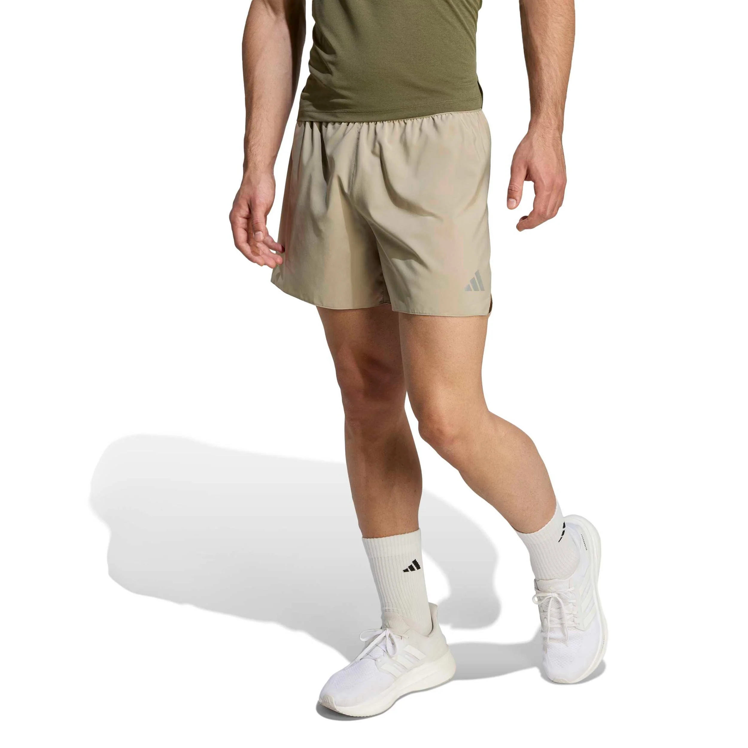 Run Essential 7in  Spodenki do biegania Mężczyźni-khaki