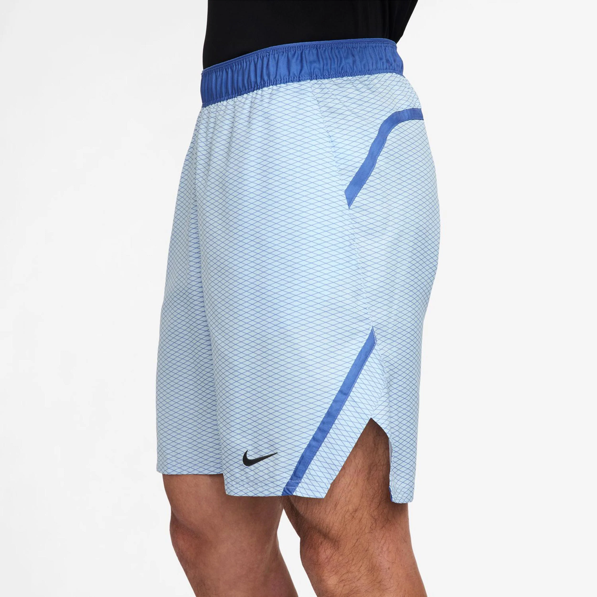 Court Dri-Fit Victory 7in Aop Szorty Mężczyźni-Jasnoniebieski - Image 3