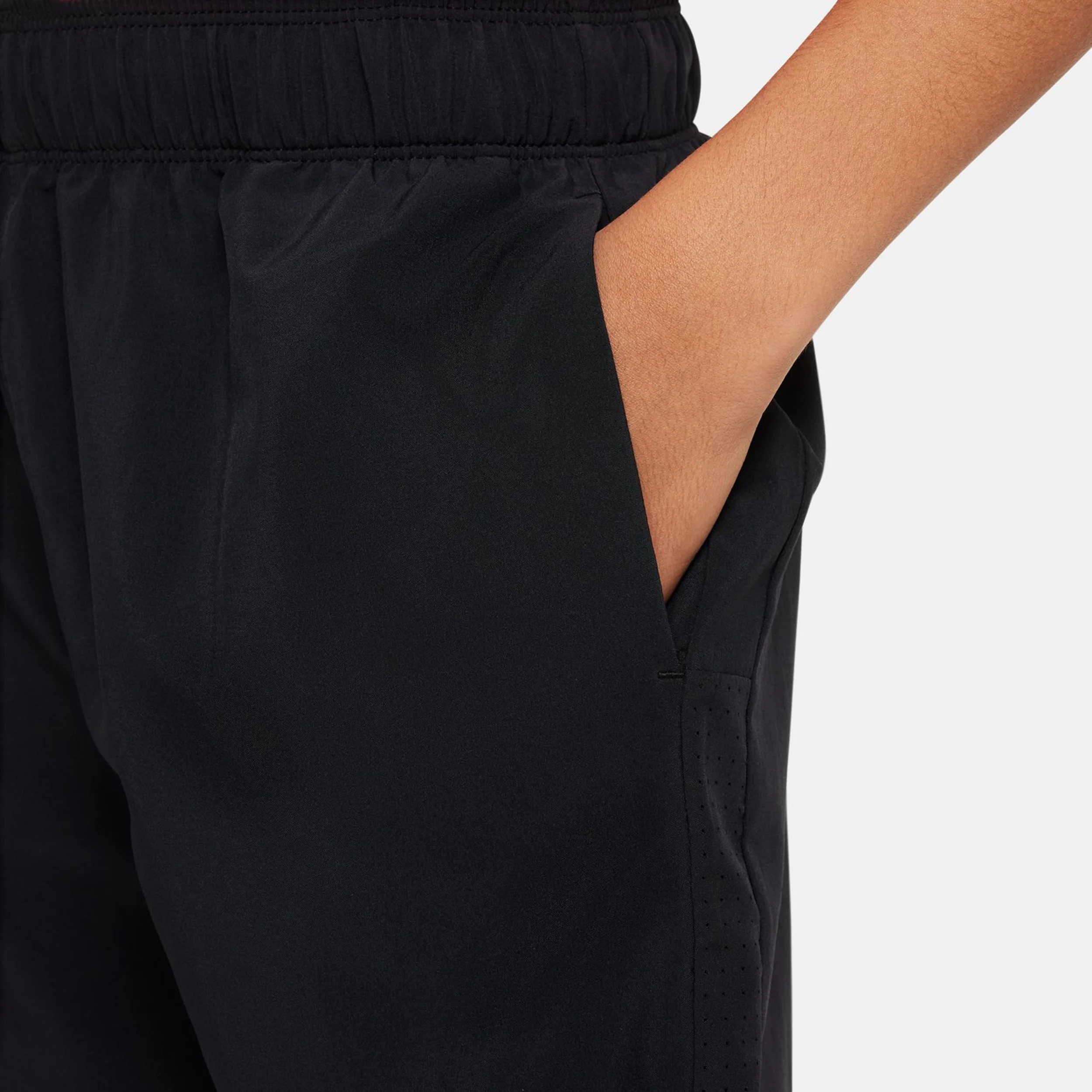 Dri-Fit Multi Essential Spodnie Dresowe Chłopcy-Czarny,Srebrny - Image 9