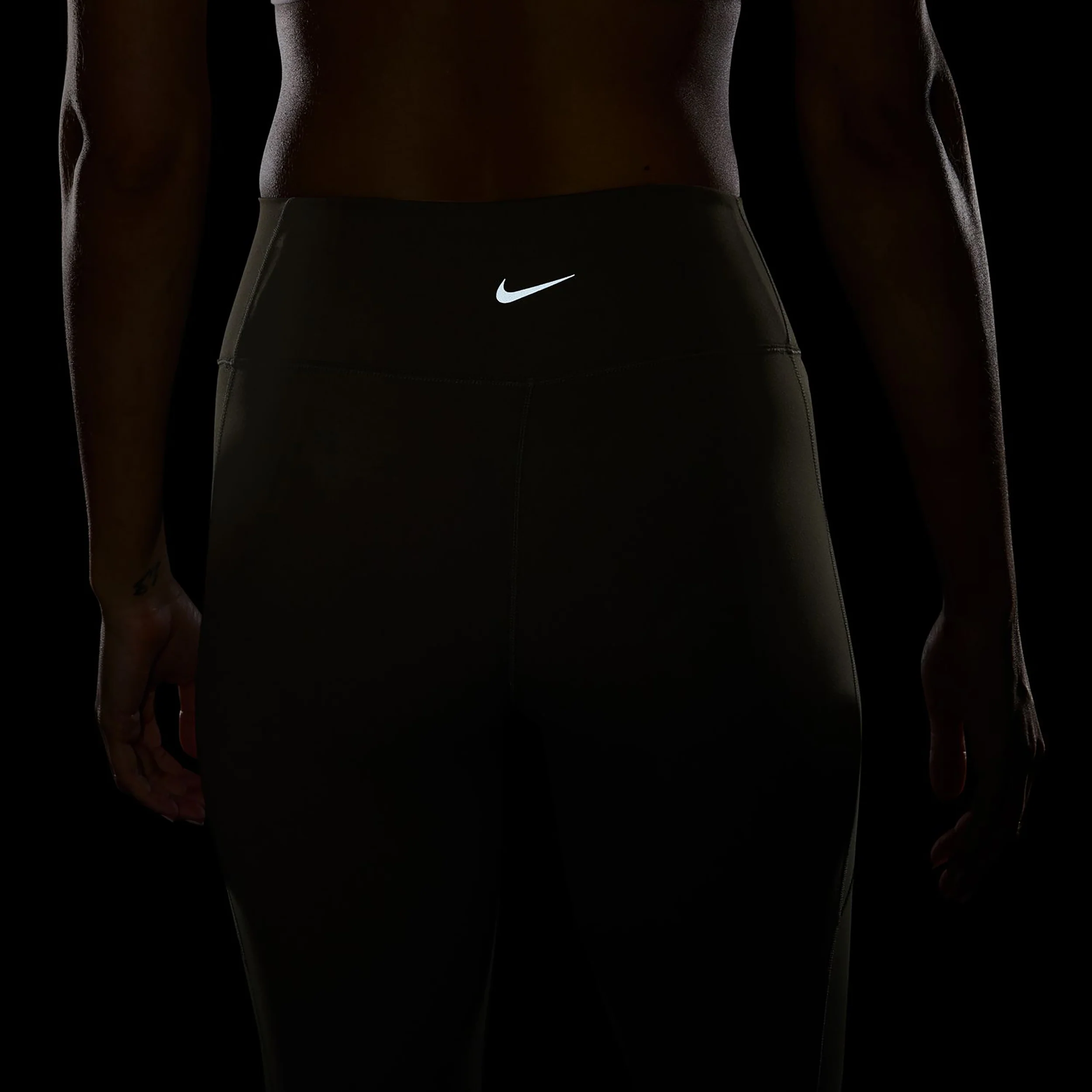 Dri-FIT One High Rise 7/8 Getry Kobiety-oliwka - Image 4
