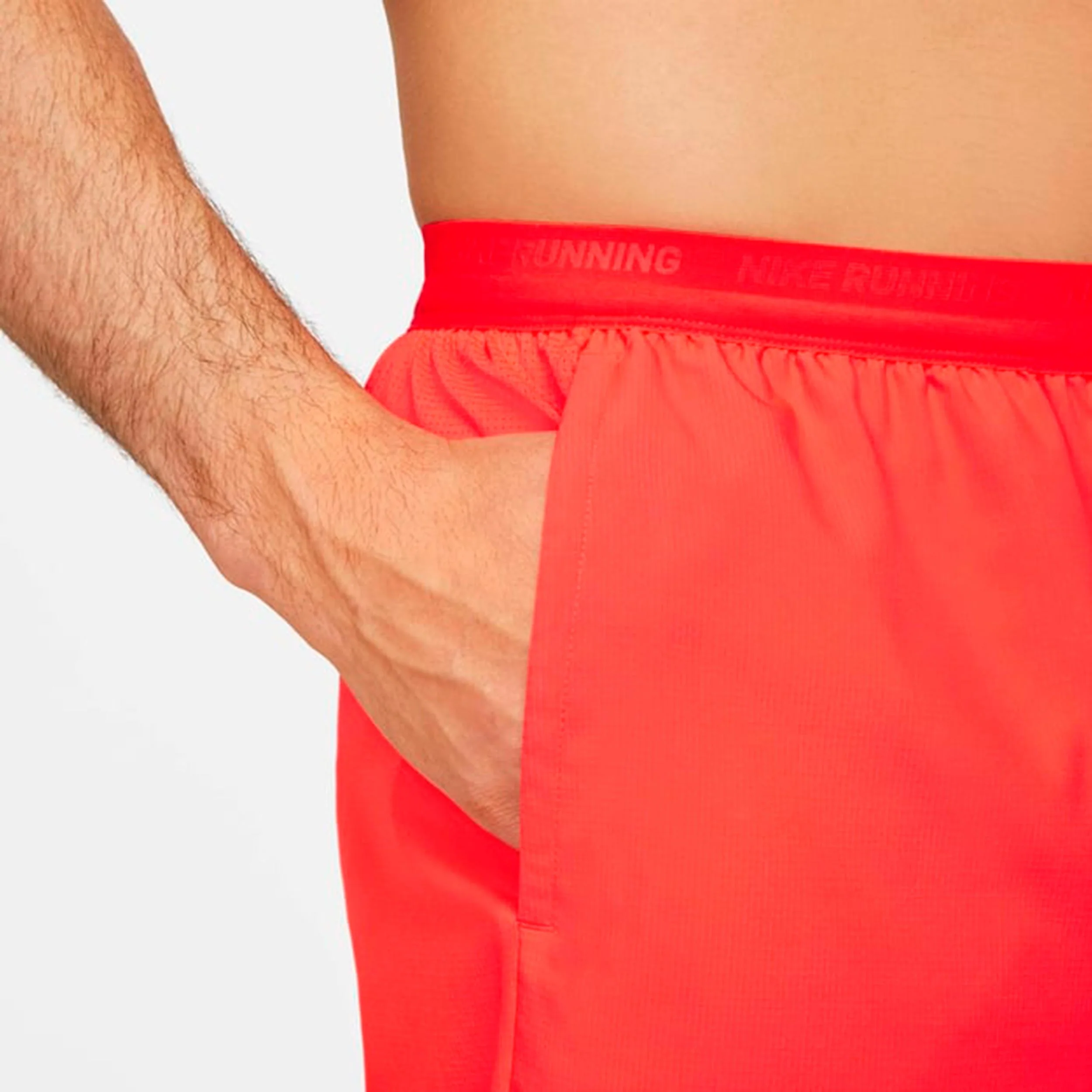 Dri-Fit Stride 7in Brief-Lined Szorty - czerwony, czarny - Image 4