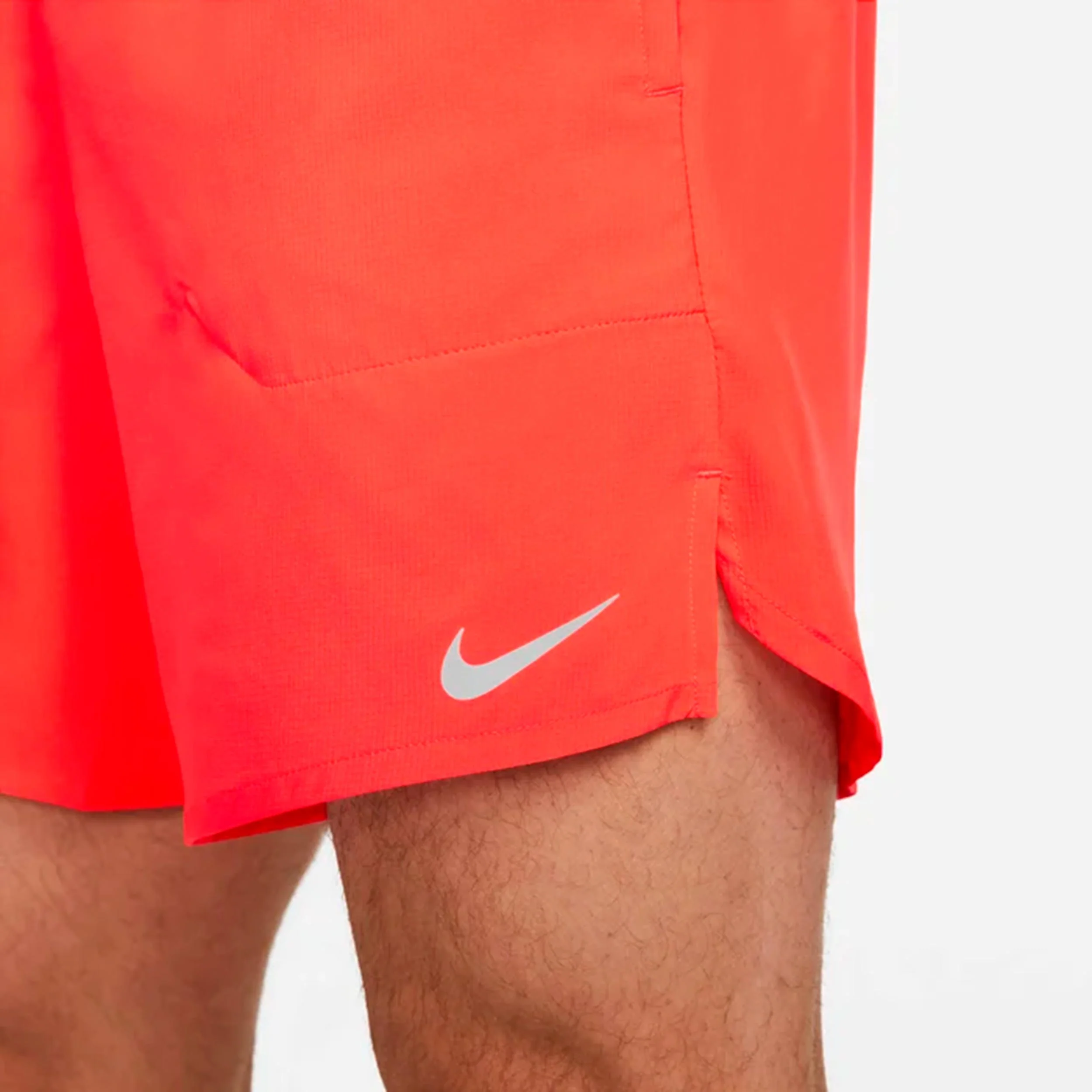 Dri-Fit Stride 7in Brief-Lined Szorty - czerwony, czarny - Image 5