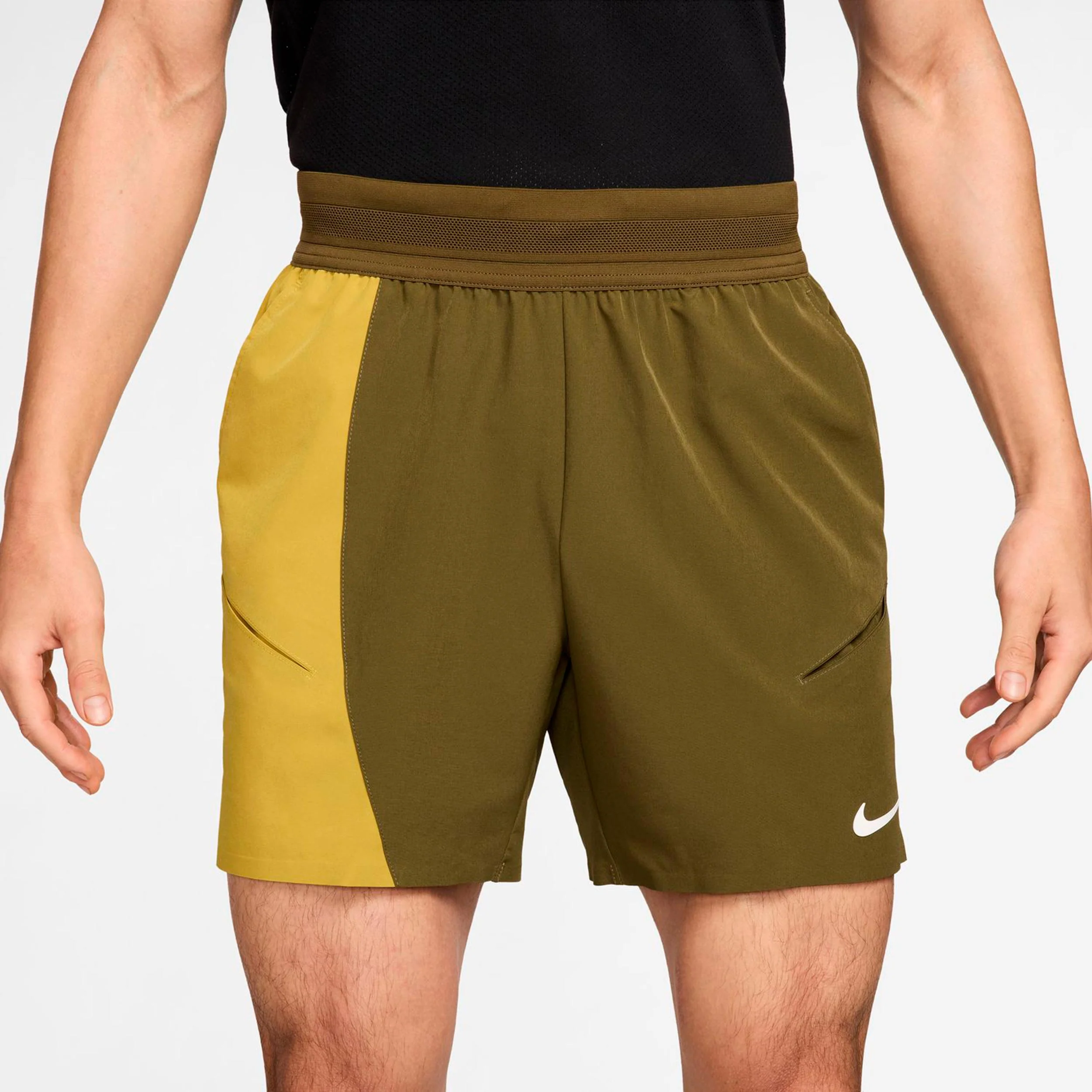 Jannik Sinner Court Dri-Fit Slam Szorty Mężczyźni-oliwka